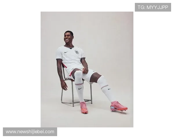 最新美加墨世界杯48支球队球服配色方案与搭配技巧，提升球迷的穿搭品味与现场氛围体验